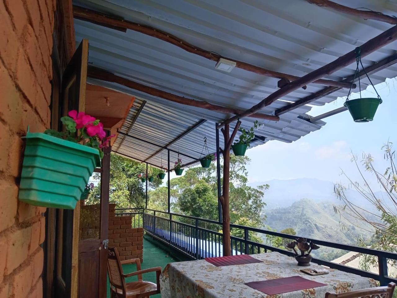 Apurvi Homestay إيلا المظهر الخارجي الصورة