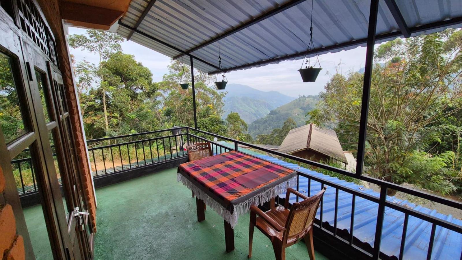 Apurvi Homestay إيلا الغرفة الصورة