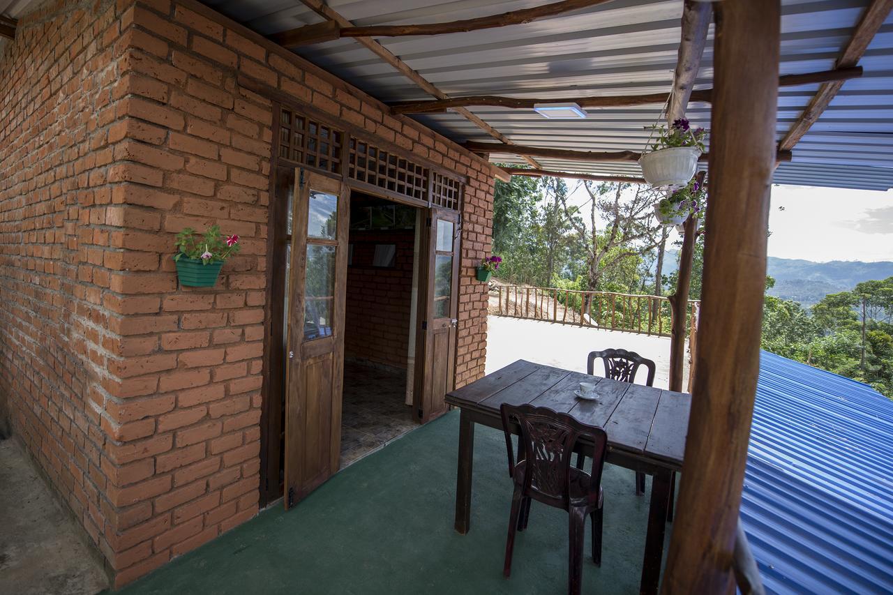 Apurvi Homestay إيلا المظهر الخارجي الصورة
