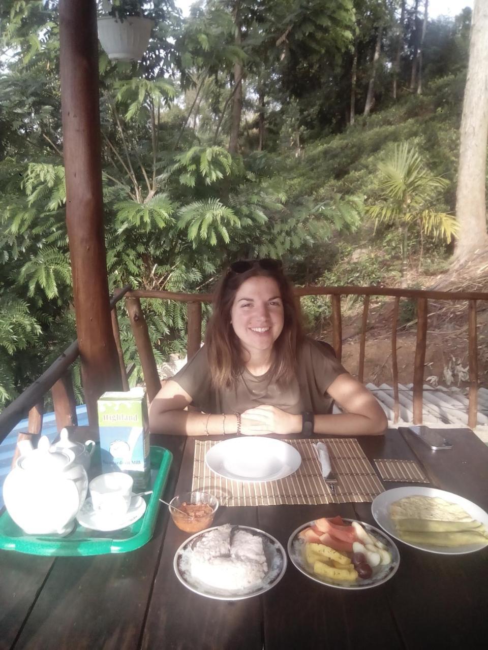 Apurvi Homestay إيلا المظهر الخارجي الصورة